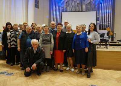 Współne zdjęcie uczestników Ośrodka wsparcia os. Zielone 7